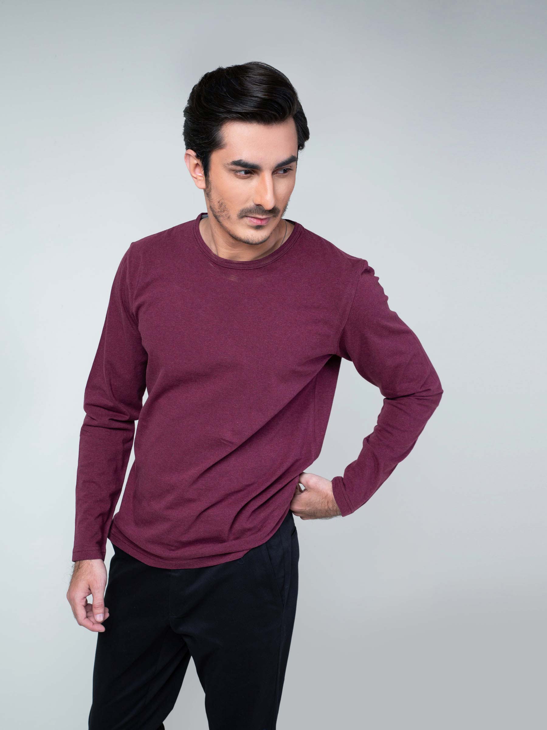 maroon colour full sleeve t shirt