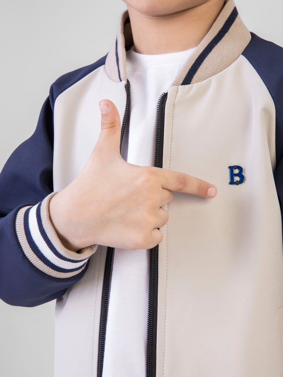 Beige Raglan Jacket With Contrasting Sleeves & Collar