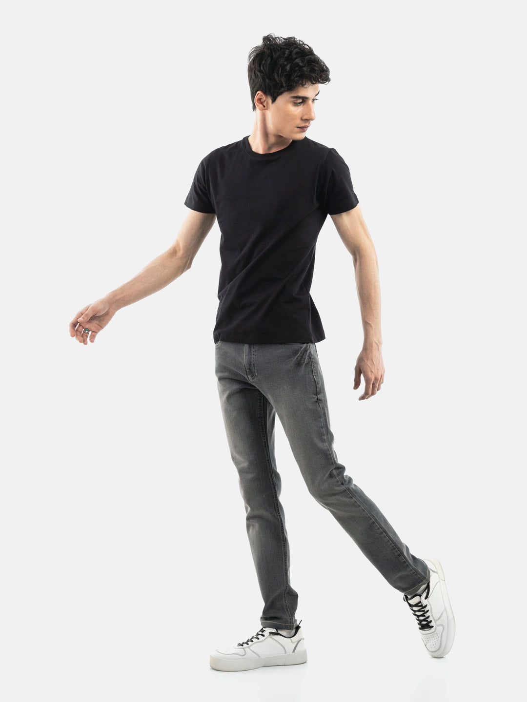 Black Basic Crew Neck T-Shirt Brumano Pakistan