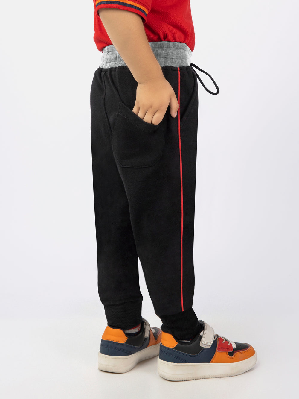 Black knitted jogger pajama with red detailing brumano pakistan