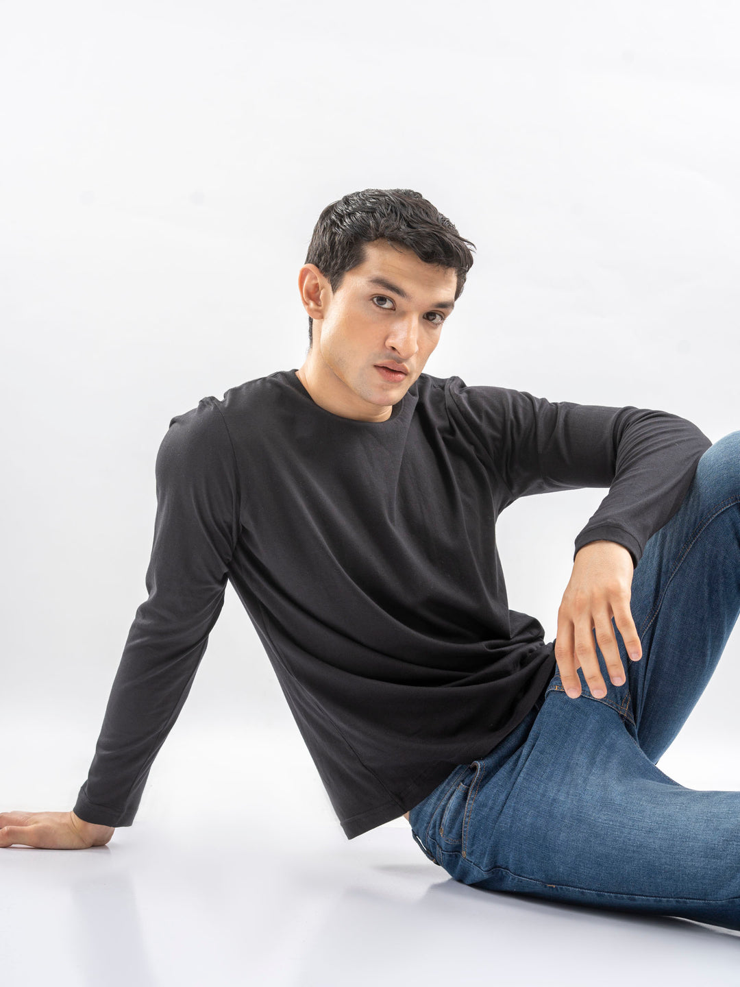 Black Long Sleeve Crew Neck T-Shirt