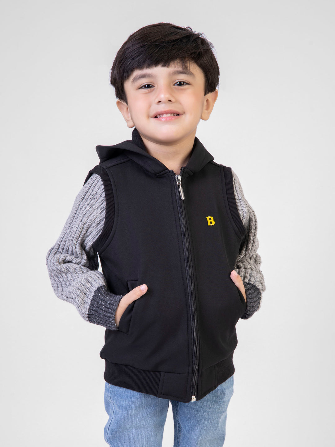 Black Sleeveless Casual Zipper Jacket With Hood