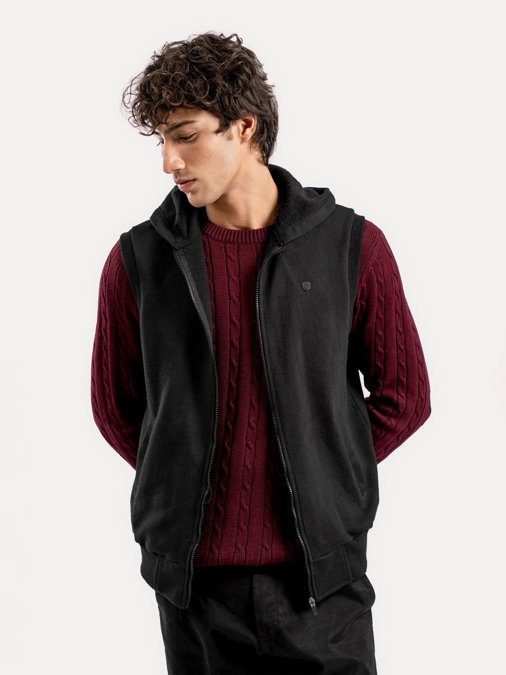 Blacksleevelesszipperjacketwithhoodiebrumanopakistan5t