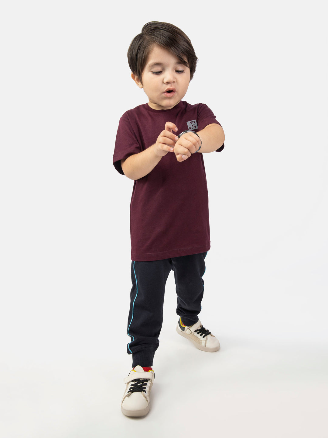 Burgundy Basic Crew Neck Casual T-Shirt Brumano Pakistan