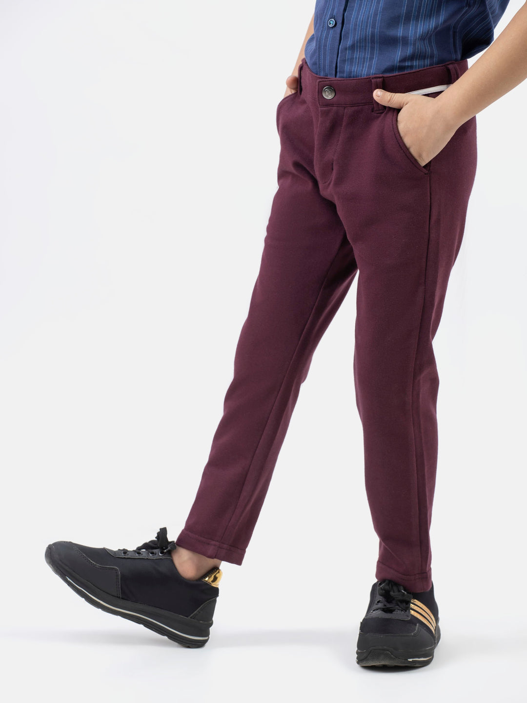 Burgundy knitted trouser with detailing brumano pakistan