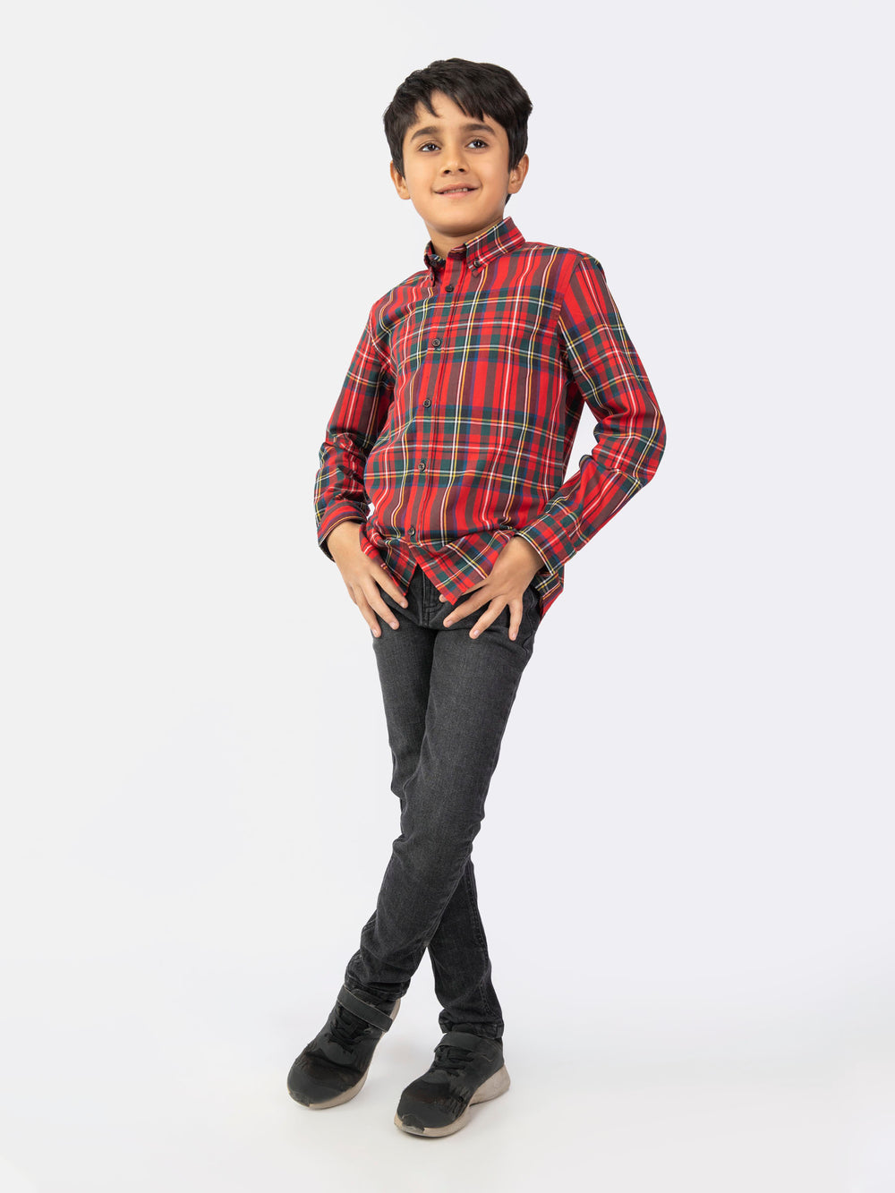 Dark grey slimfit casual jeans brumano pakistan