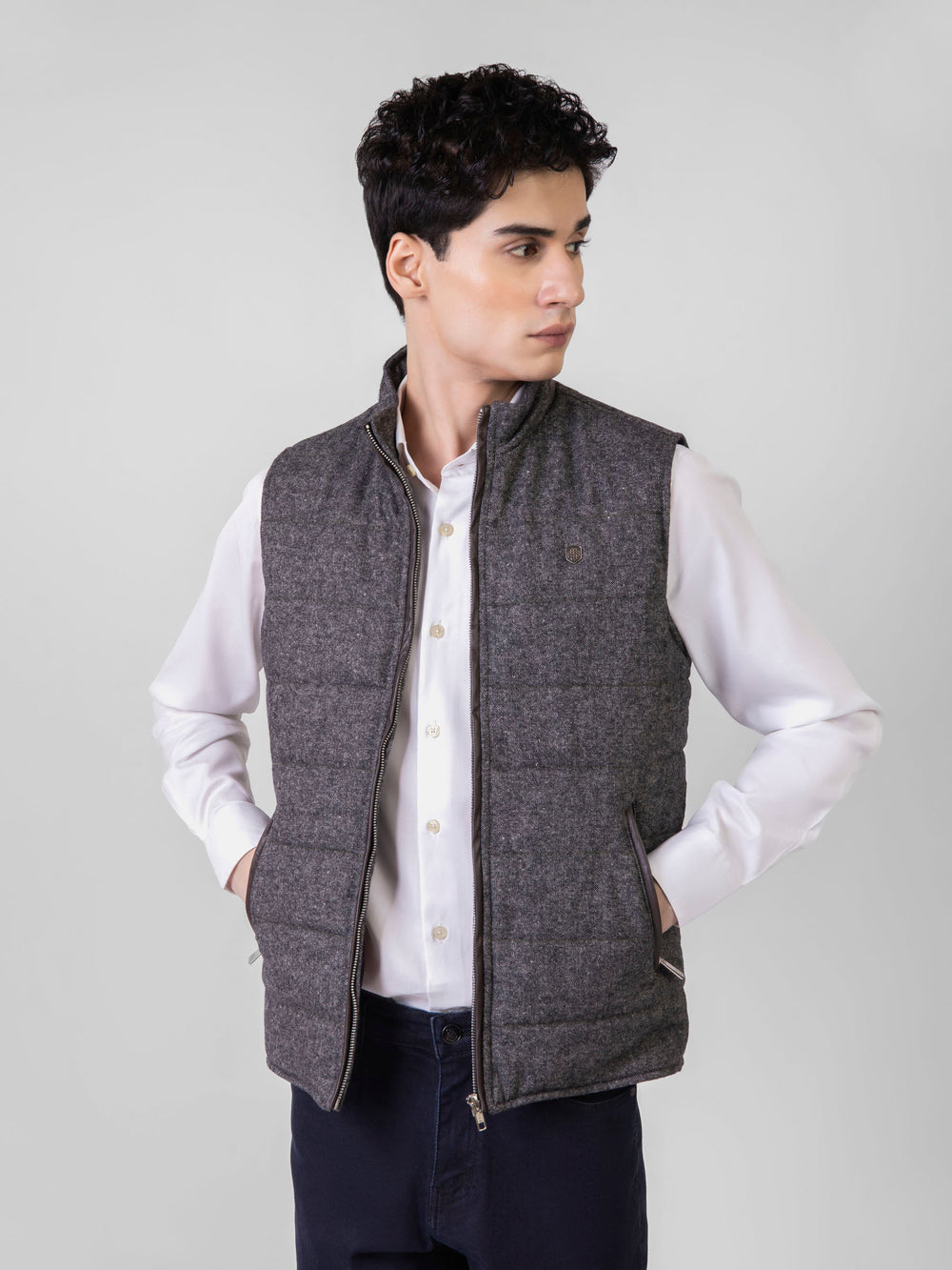 Darkgreywoolstructuredsleevelesszipperbrumanopakistan1