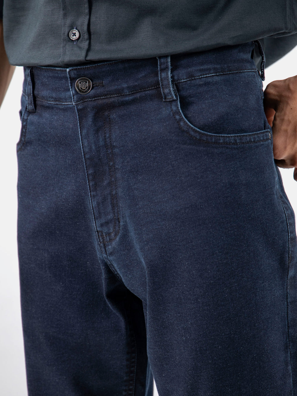 Dark washed navy blue casual fit jeans brumano pakistan