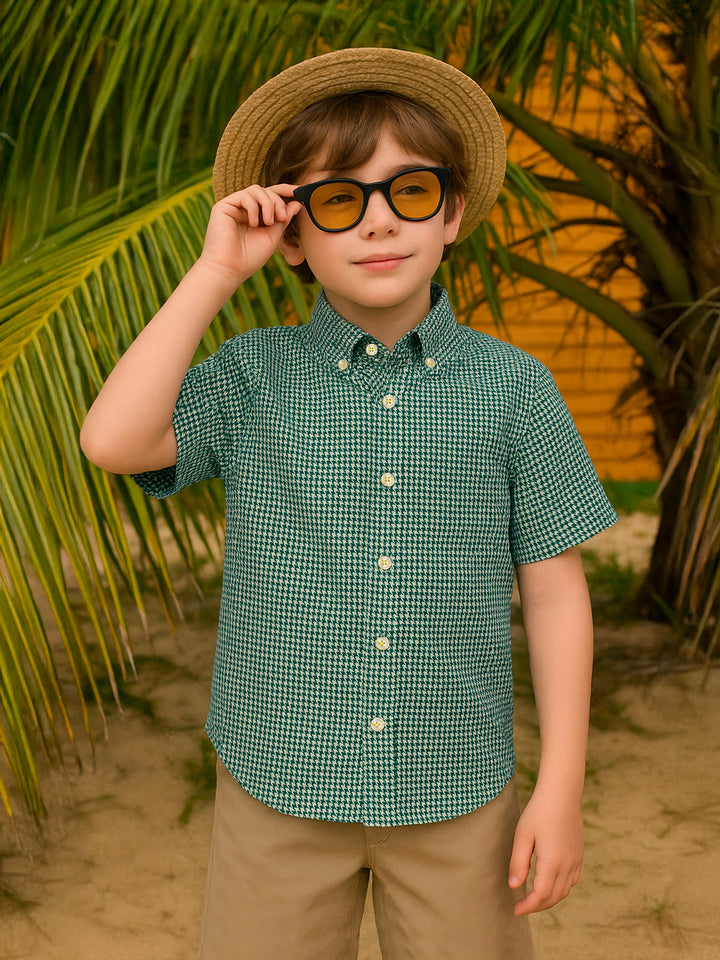 Green Printed Button Down Half Sleeve Casual Shirt