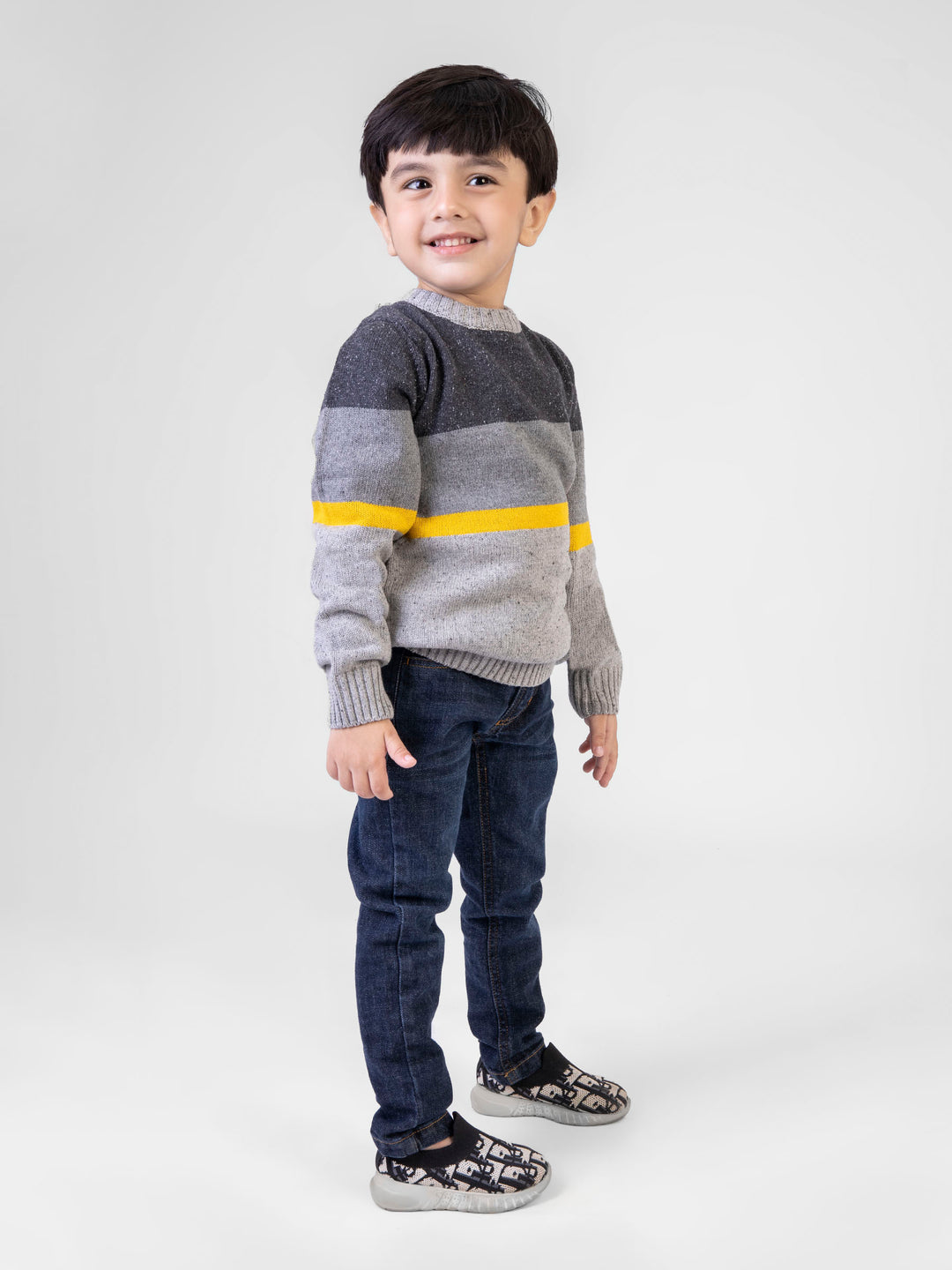Grey yellowcasualcrewneckjumperbrumanopakistan 35d7aac2 80cd 432c 8226 c9c967a51431