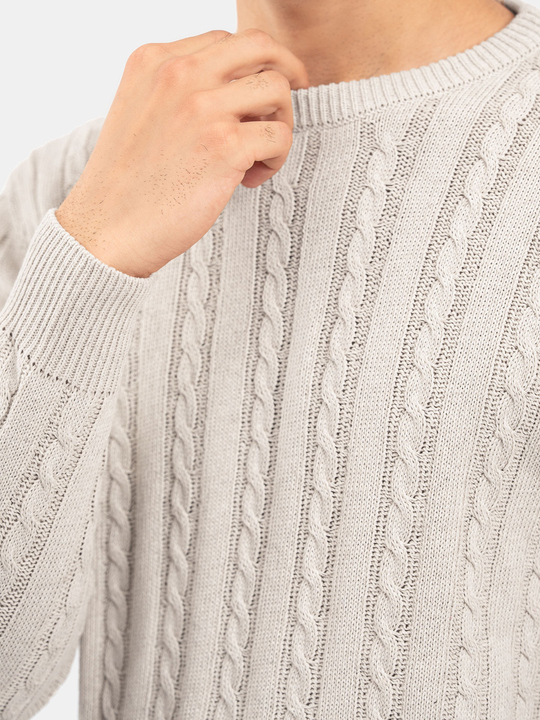 Ivory Cable Knit Wool Blended Crew Neck Jumper