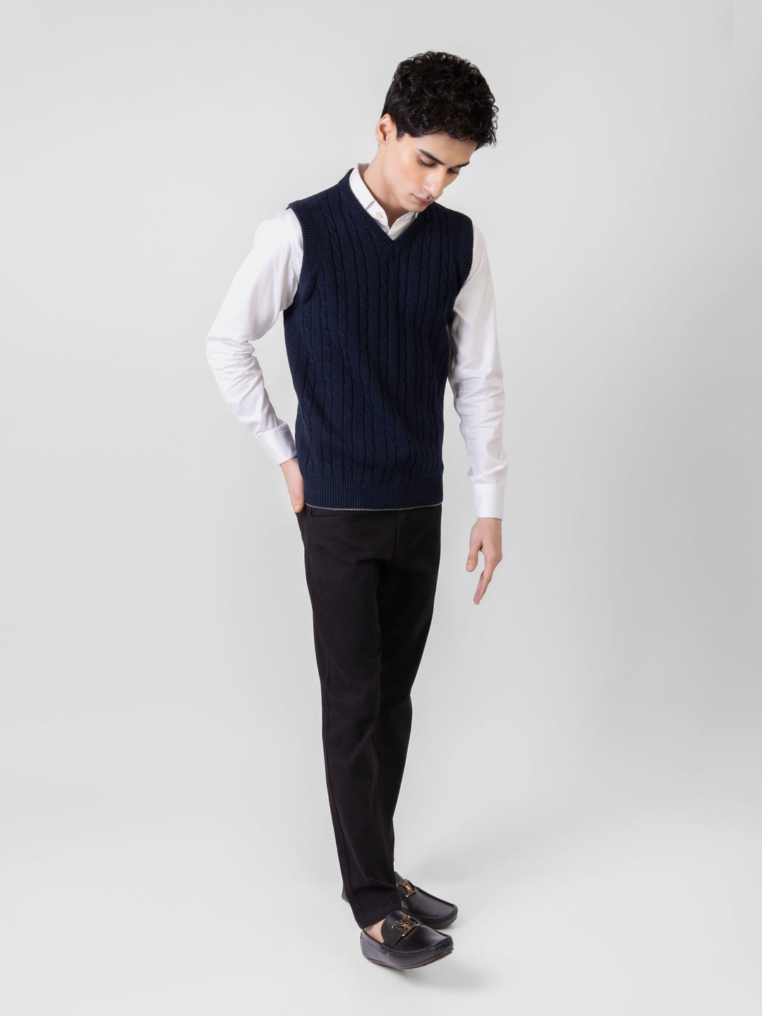Navy Blue Sleeveless Cable Knitted Sweater