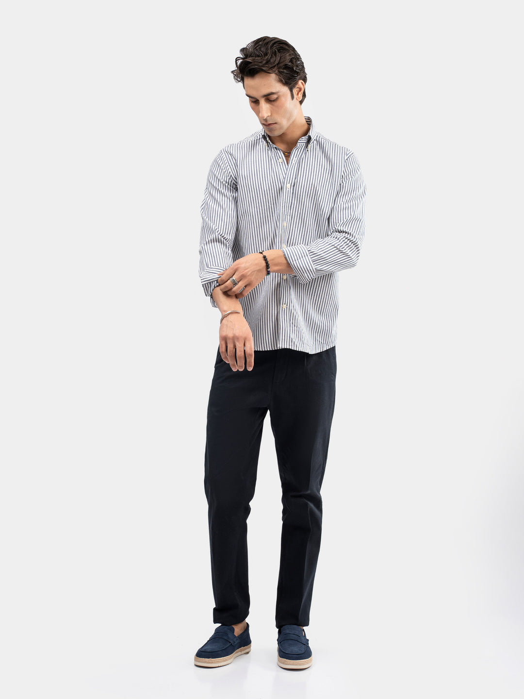 Men's breathable summer formal shirt sleeve detail