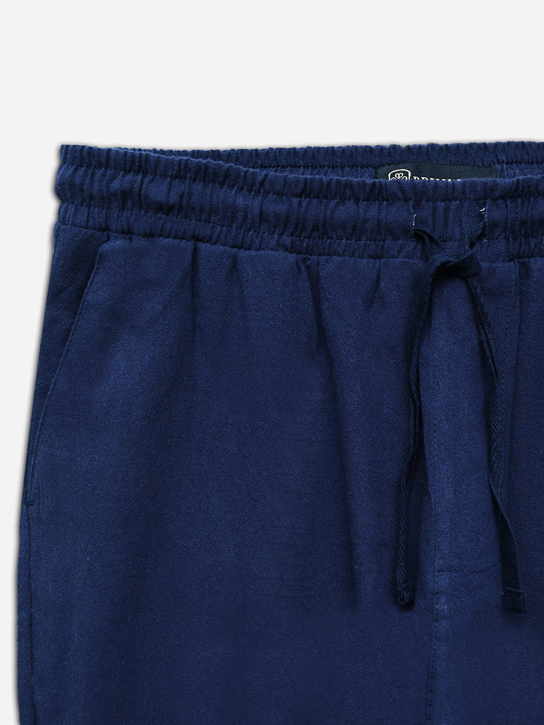 Man wearing blue wrinkled light weight cotton pajama — Brumano Pakistan
