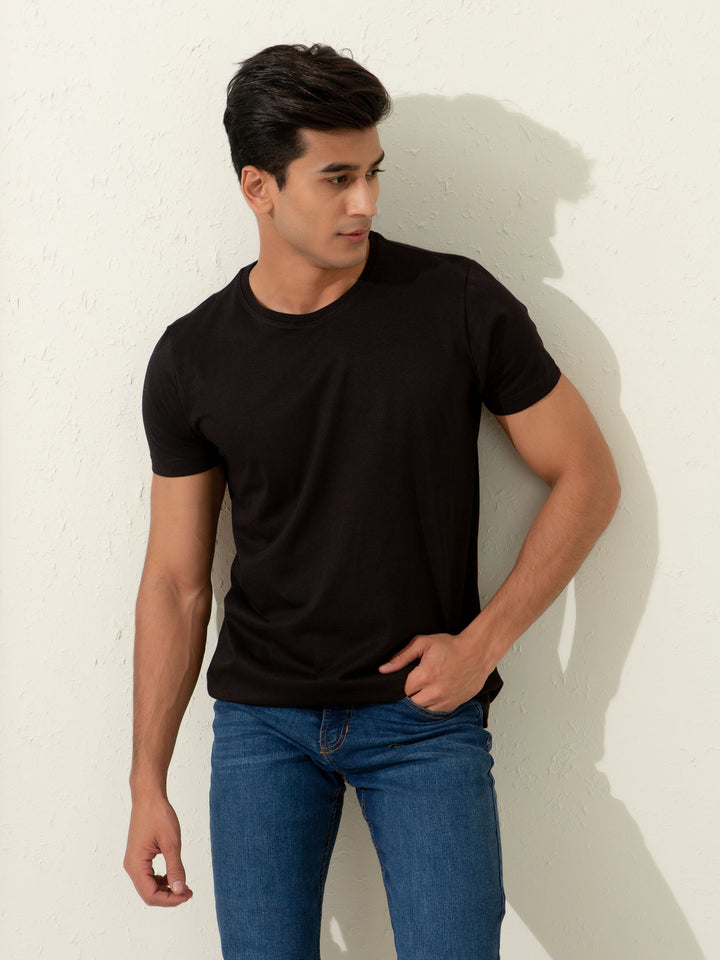 Basic Black Crew Neck T-shirt Brumano Pakistan