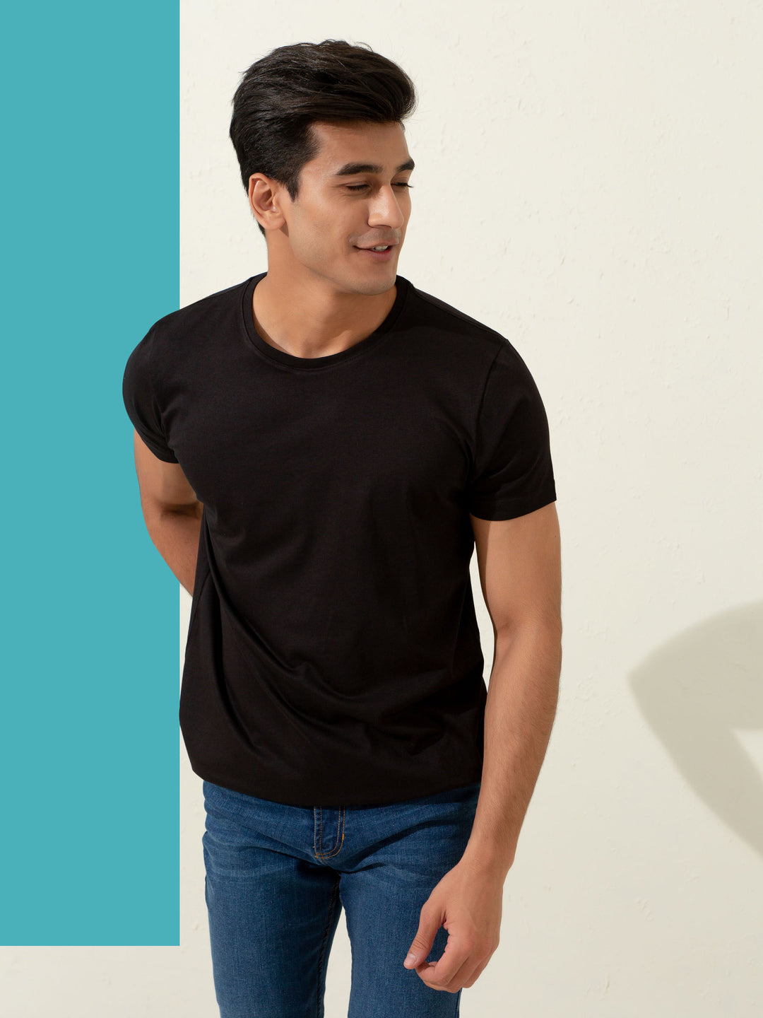 Basic Black Crew Neck T-shirt