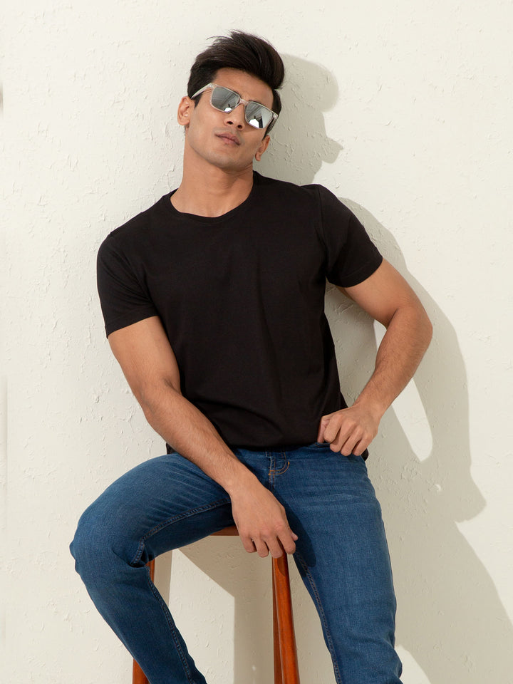 Basic Black Crew Neck T-shirt Brumano Pakistan