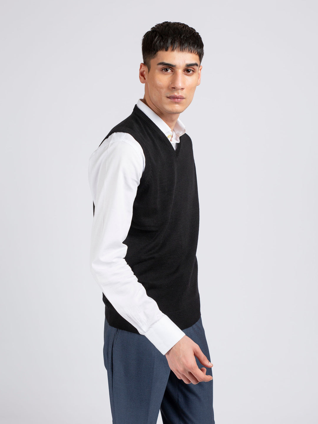 Black Wool Blended Sleeveless Sweater Brumano Pakistan