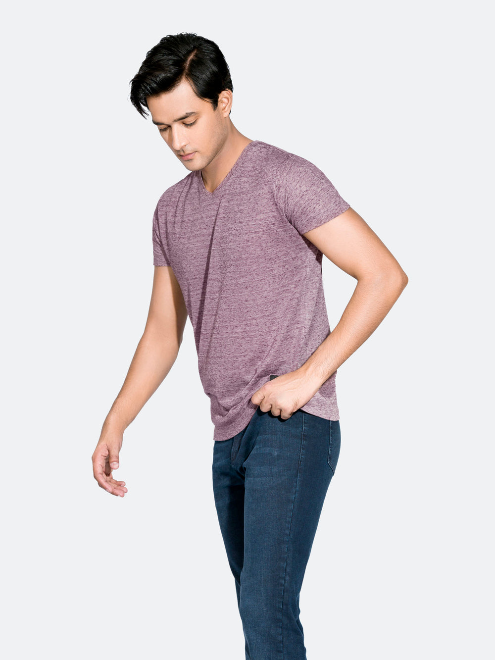 Maroon light weight v neck t shirt brumano pakistan 