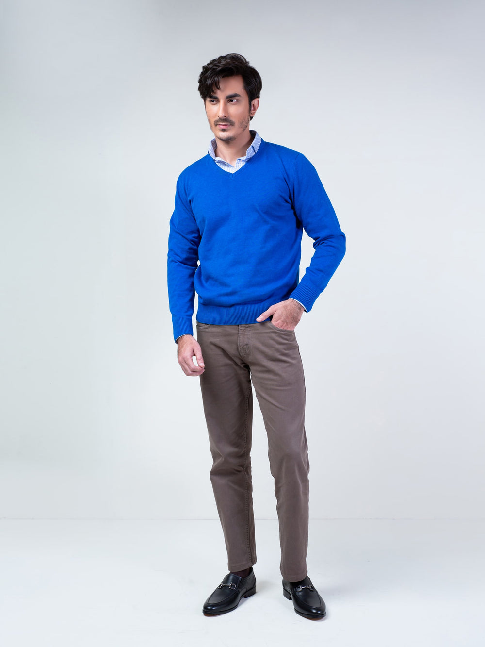 Royal blue full sleeve v neck sweater brumano pakistan